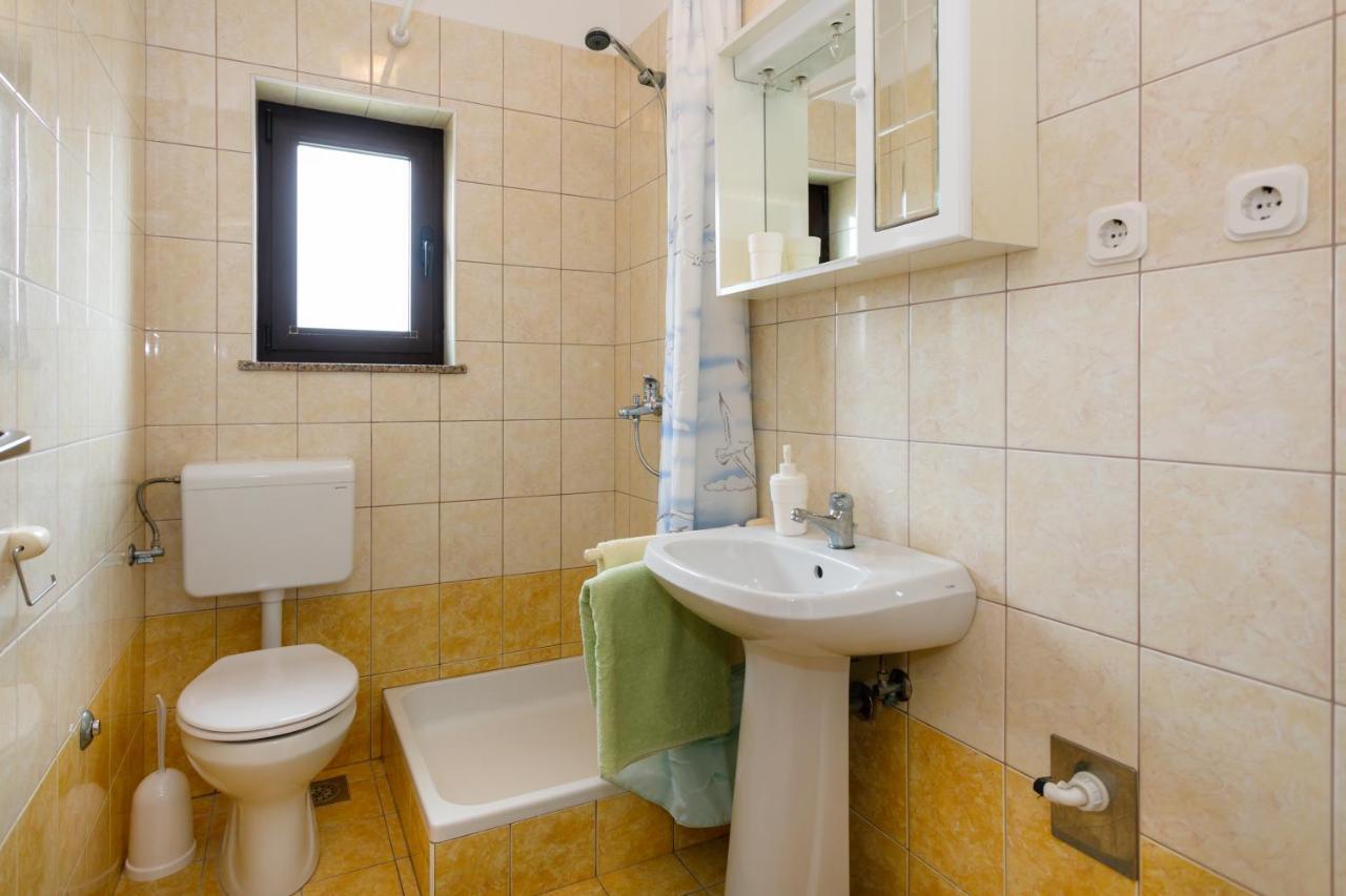 קרק Apartman Sintic מראה חיצוני תמונה